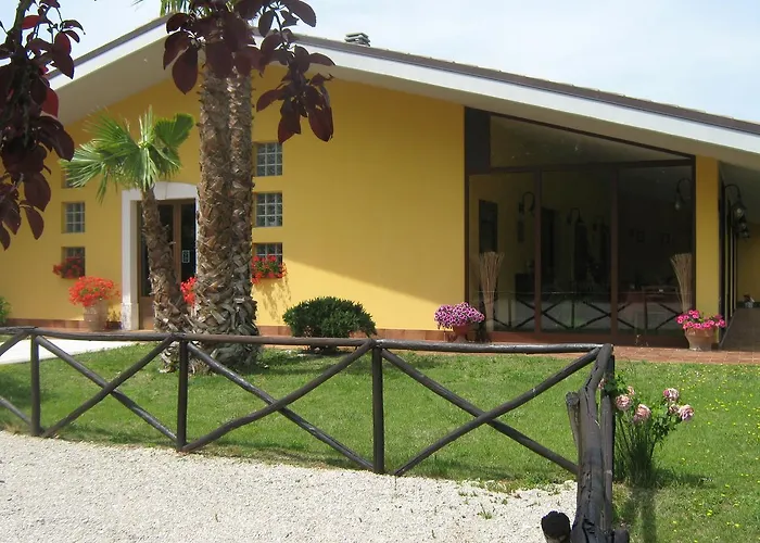 לינה וארוחת בוקר Oasi 4*