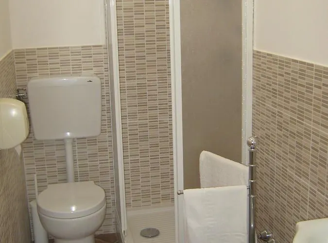 לינה וארוחת בוקר Oasi