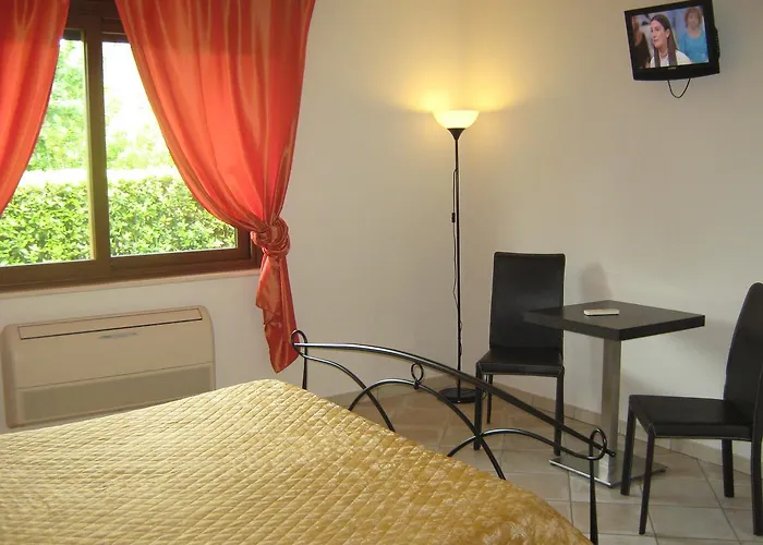 Oasi 4* Rosciano (Abruzzo)